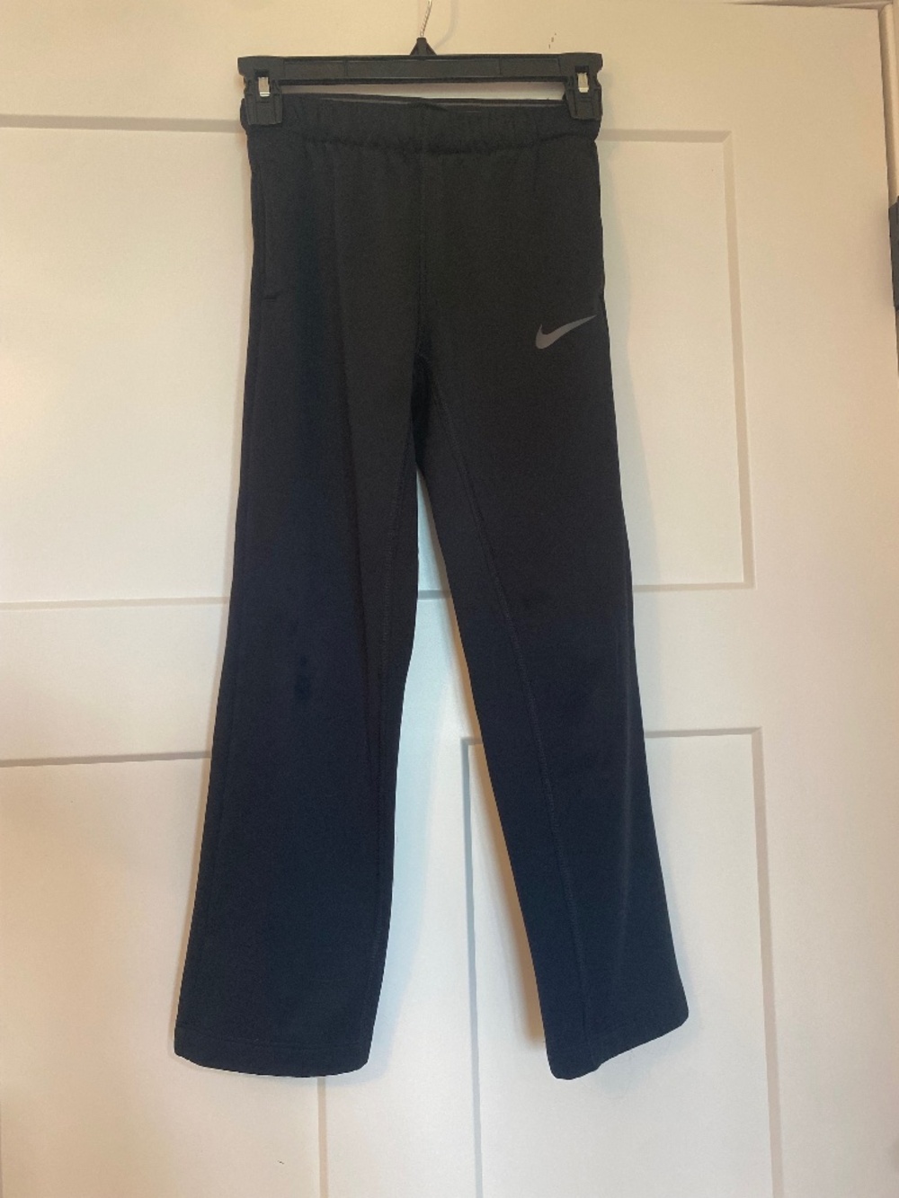 Youth Boy Small Nike Black Sweatpants